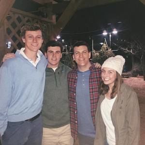 Meet your Posher, Maxwell